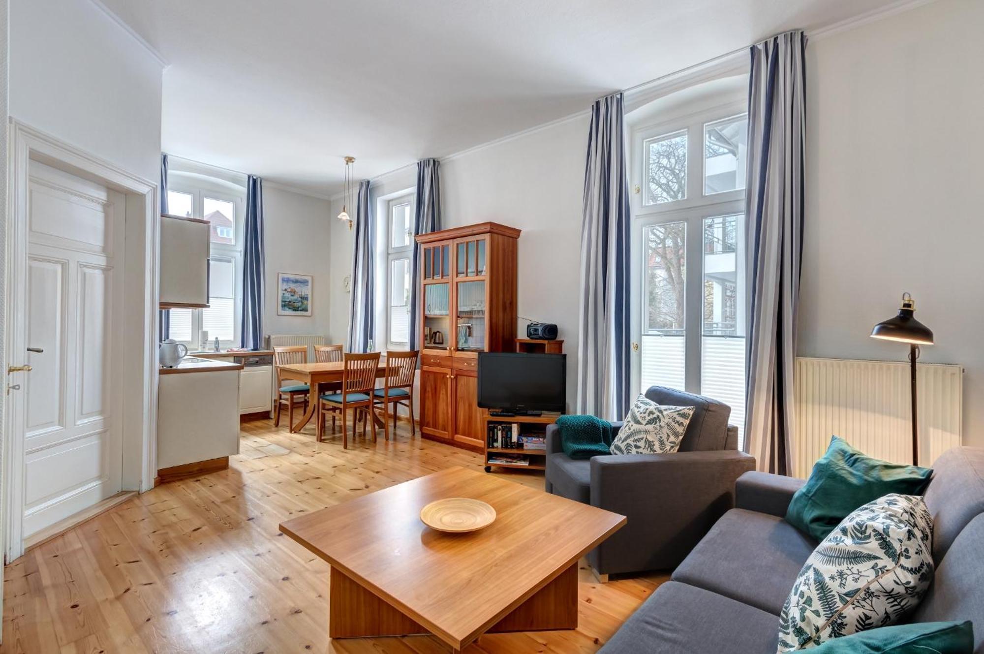 Villa Ahlbeck - Ferienwohnung Kuehlungsborn Heringsdorf  Ngoại thất bức ảnh