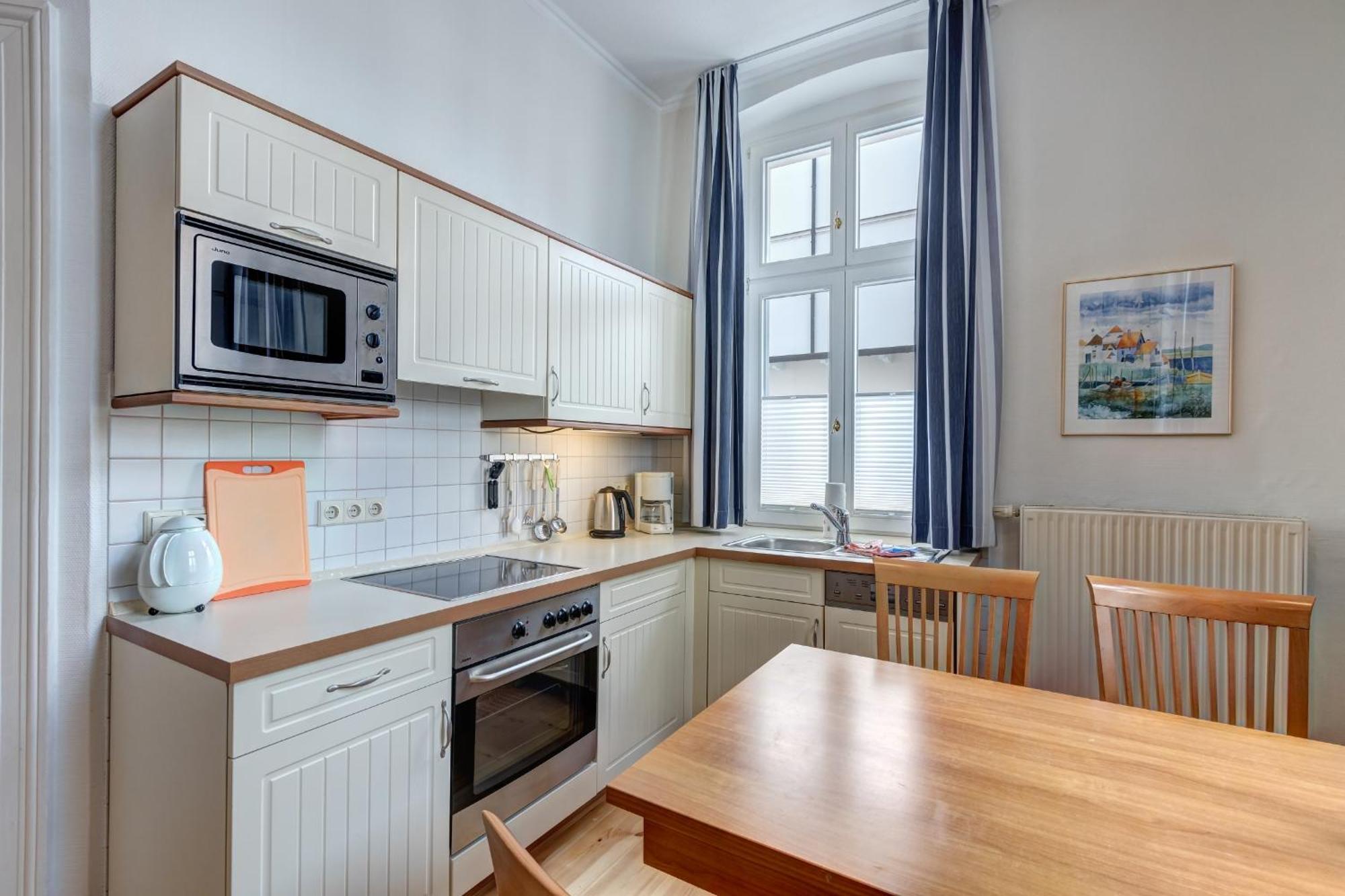 Villa Ahlbeck - Ferienwohnung Kuehlungsborn Heringsdorf  Ngoại thất bức ảnh